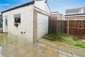 CHURCHILL CLOSE- click for photo gallery